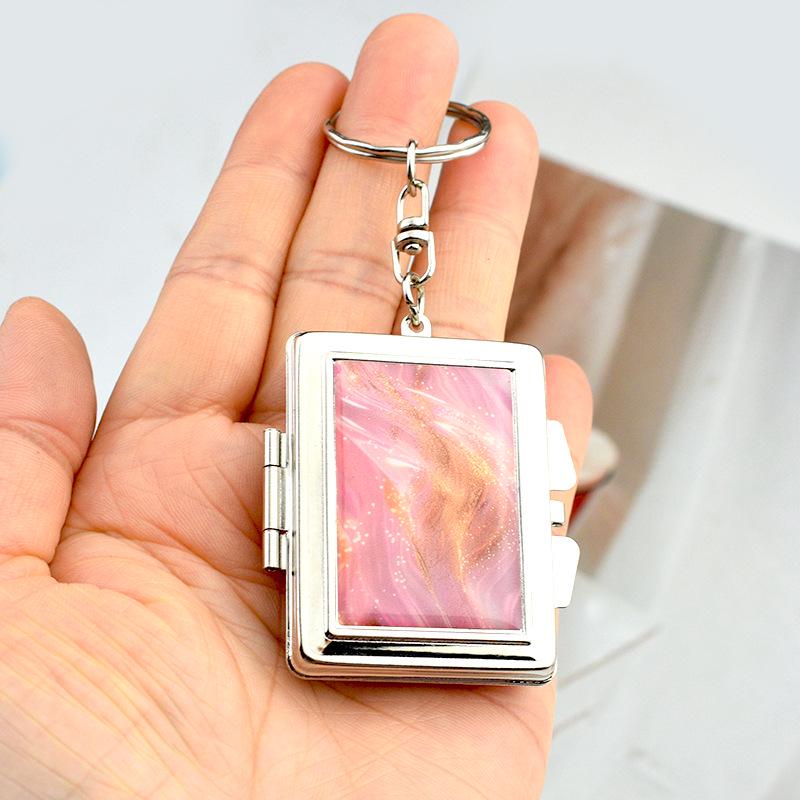 Mini Heart-Shaped Double-Sided Mirror Keychain - Portable Metal Pendant Gift