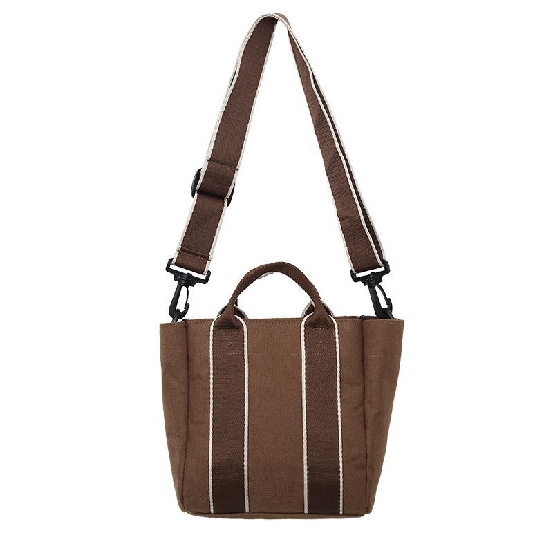 

Холщовая персонализированная полосатая изысканная сумка-бандл из нейлона через плечо, мессенджер, большая вместимость, дорожная сумка для хранения, сумка-тоут, женская average size темно-коричневого