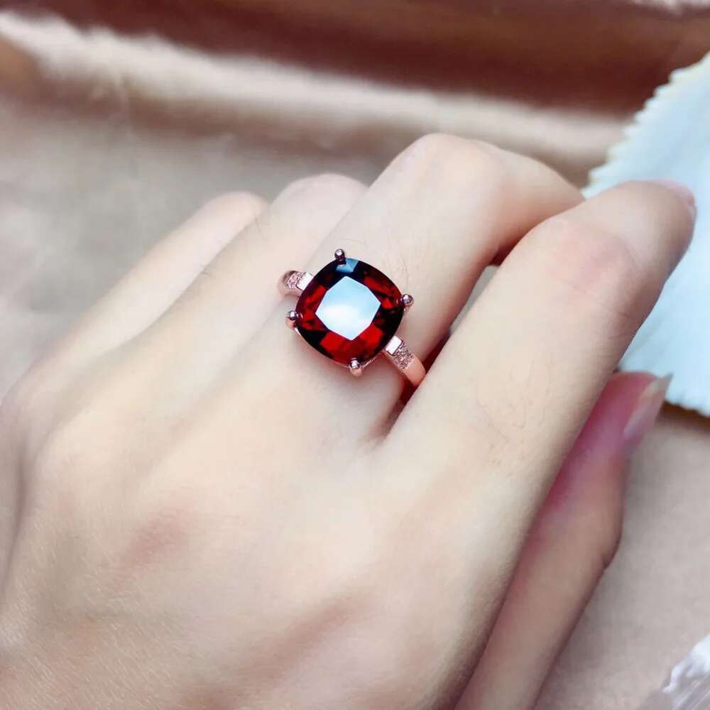 Wosikate Vintage Geometric Shape 10*10Mm Garnet Red Ruby Rose Gold Plated Wedding Ring For Women Copper Jewelry Finger Ring Open