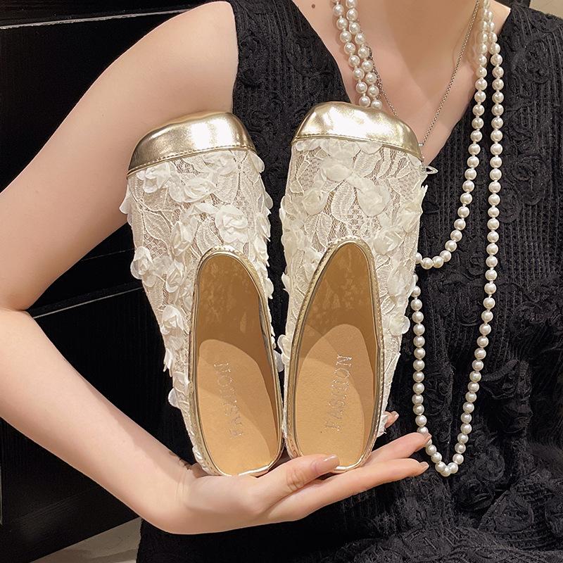 

2025 new shallow mouth versatile spring and autumn height increase flat single shoes women s retro Mary Jane shoes ballet shoes 40 білий