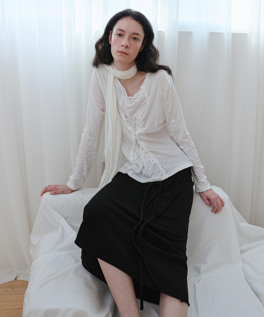 Loutaideu Crease Snap Top [White]