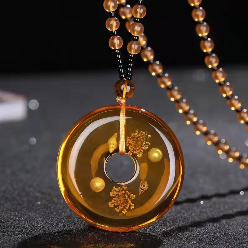 

Amber Imitation Amber Resin Necklace With And Plant Fossils For Men And Women; Fashionable Pendant Chain One Size