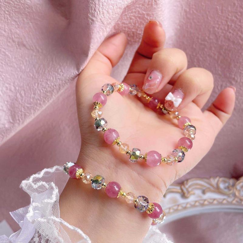 Natural Strawberry  Bracelets For Women Light Luxury Pink String Beaded Elastic Bangles Party Jewelry Gift