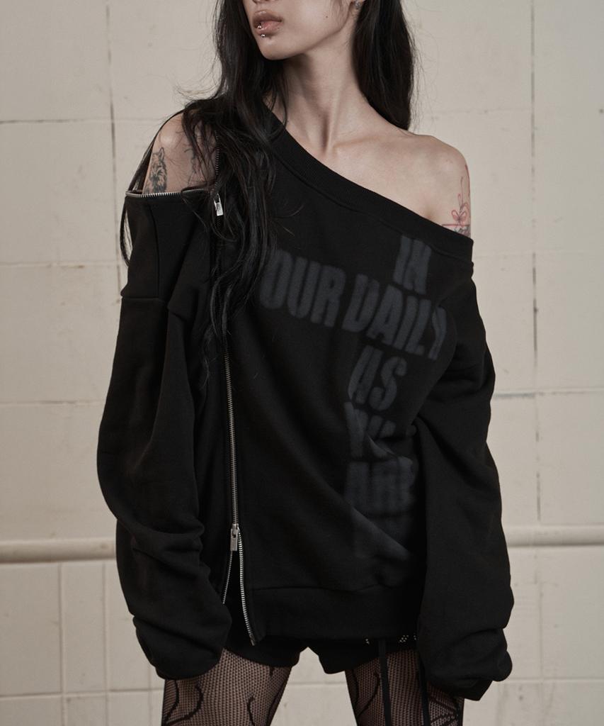 AS YOU ARE Line Off-Shoulder Sweatshirt Black