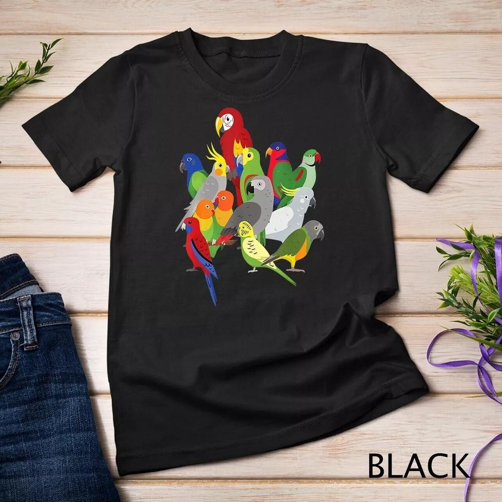 

2025/Parrot Flock - Macaw, Cockatoo, African Grey, & Budgie T-Shirt Unisex T-shi Unisex T-Shirt XL