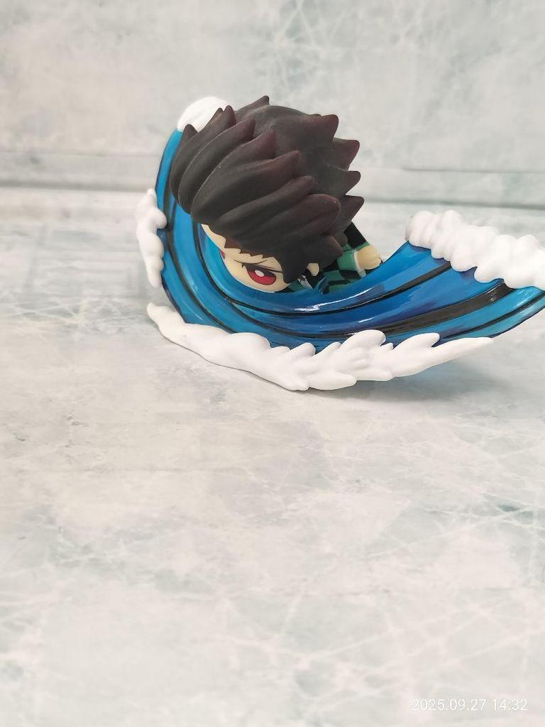 [USED] Demon Slayer: Kimetsu no Yaiba Hold Figure Mini