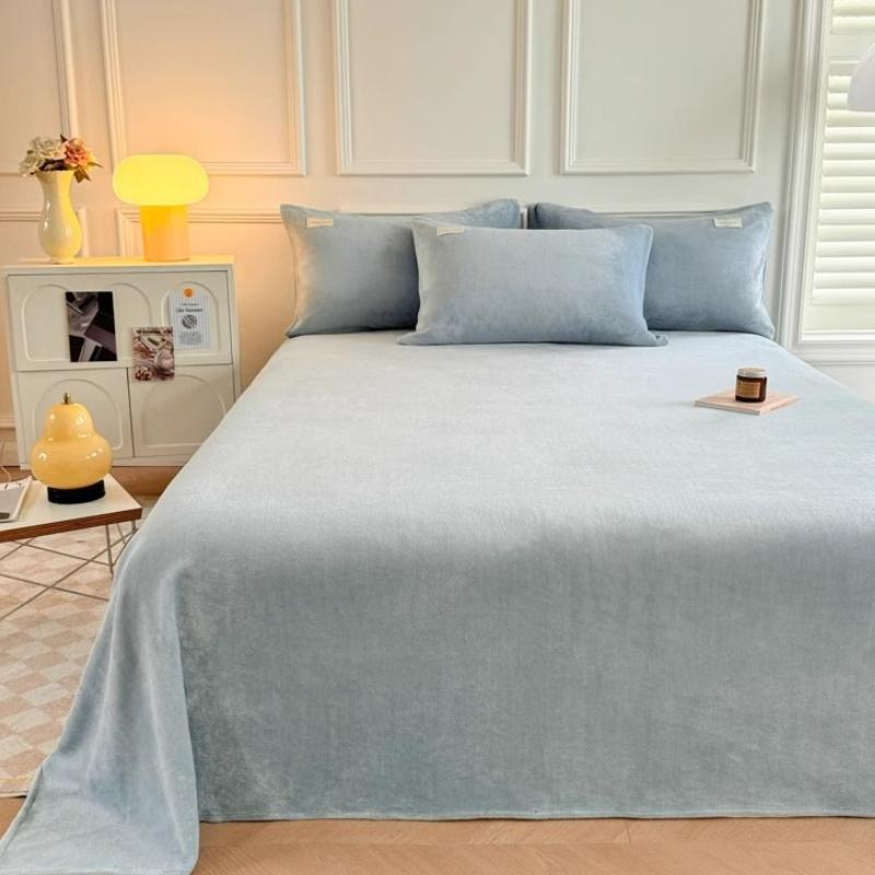 Solid Color Double Sided Autumn Winter Blanket Thickened Coral Fleece Nap Blankets Multi Purpose Double Air Conditioning Quilt