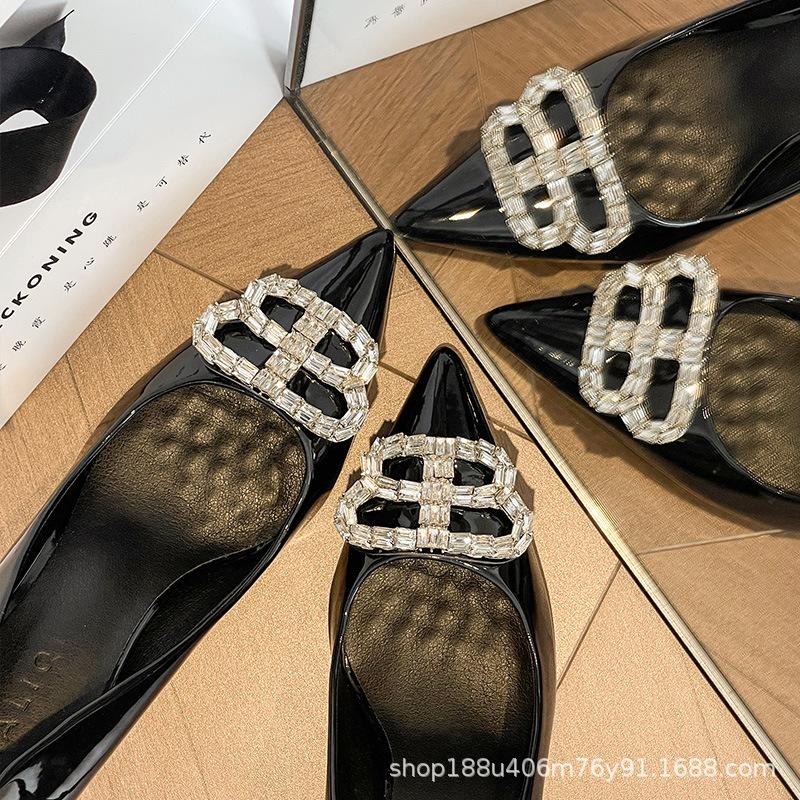

[Spot] French pointed high heels women s autumn and winter thin heels royal sister sexy Internet celebrity rhinestone black professional single shoes 33
