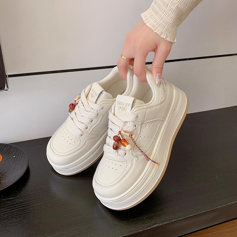 Thick-soled heightening popular casual shoes women's 2025 autumn new shoes versatile women's board shoes small white shoes