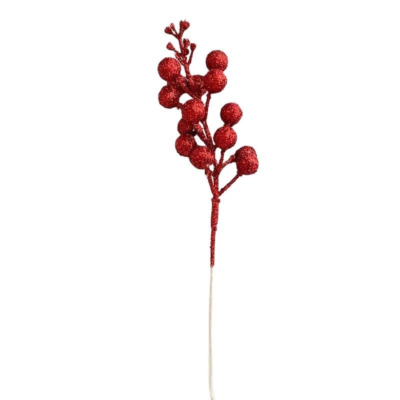 Christmas decorations, gold powder balls, berries, holiday atmosphere, Christmas tree wreath, rattan, gold powder sequin accessories