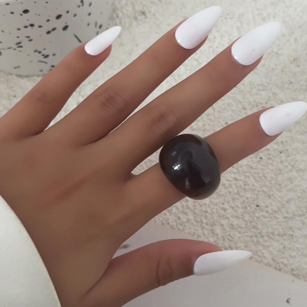 Ingemark 4 Colors Vintage Simple Irregular Resin Rings for Women Minimalist Smooth Geometric Rings New Year Party Jewelry Gift
