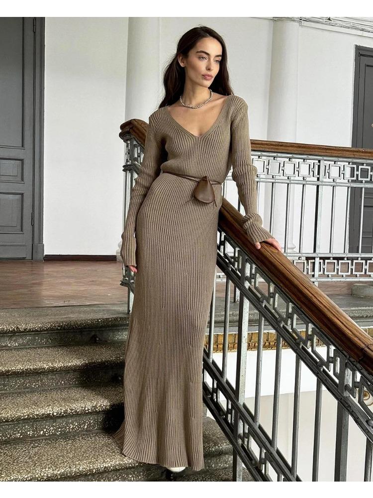 Women's Knitted Dress Elegant V Neck Thick  A-line Dress Brown Long Sleeve Vintage Midi Casual Dresses for Women