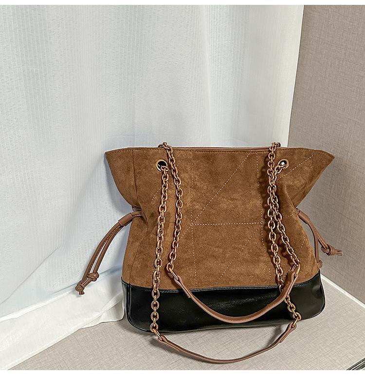 

Винтажный замшевый держатель сумка экстра-большого размера женская 2025 новая модная сумка-цепочка для поездок на работу большая вместительная повседневная сумка через плечо