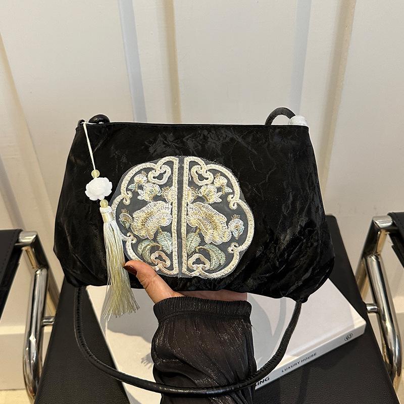 Trendy 2024 Chinese-Style Tassel Crossbody Bag - Women's Summer Fashion Shoulder Bag