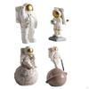 Astronautenfigur aus Kunstharz Tischdekoration Thematische Skulptur für Schlafzimmerzimmer Handwerk
