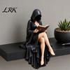 Atmospheric Gothic Interior Items Reader Statue, Hooded Skeleton Resin Figurine, Sitting Book Statue Collectible for Bookshelf, Desk Decor Home