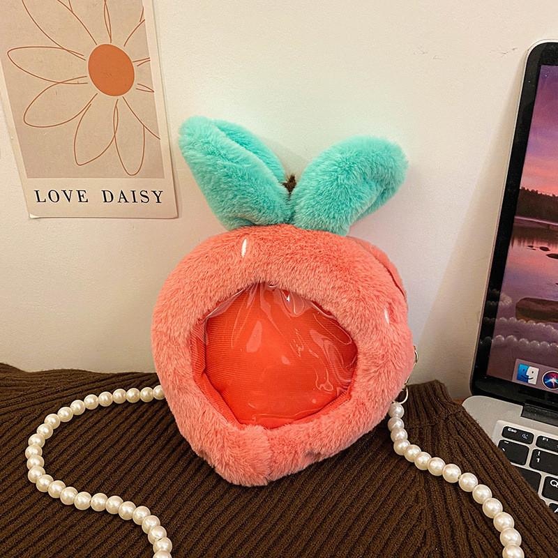 Очаровательная новая летняя плюшевая сумка кроссбоди на жемчужной цепочке для детей и подростков Strawberry