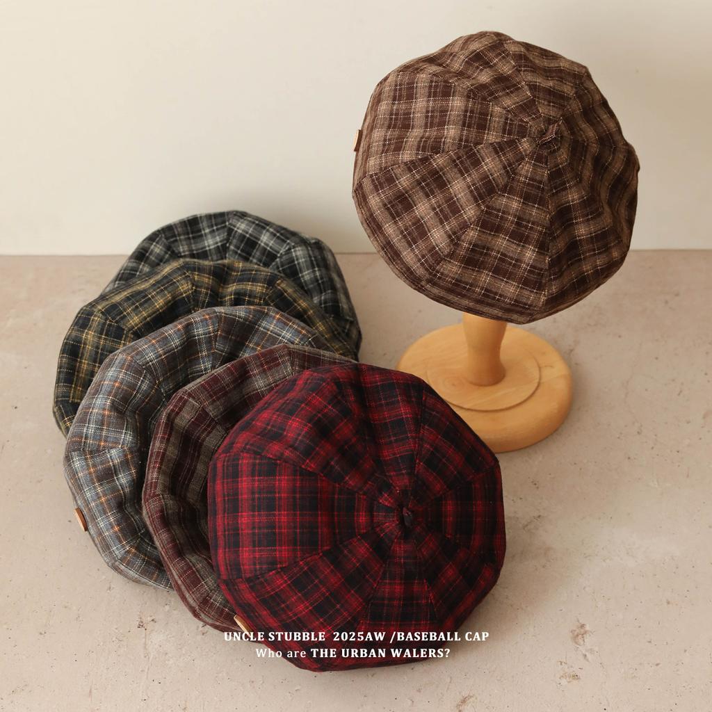 The Painter's Hat Girl's Retro Figure  Enhancing Small Octagonal Hat for Autumn and Winter  A Warm and Fashionable Beret Hat for Autumn and Winter