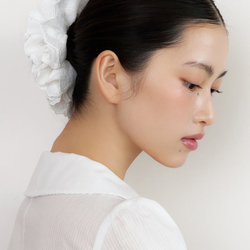 FANTASTIC PLANET Double Lace Scrunchie (WHITE)