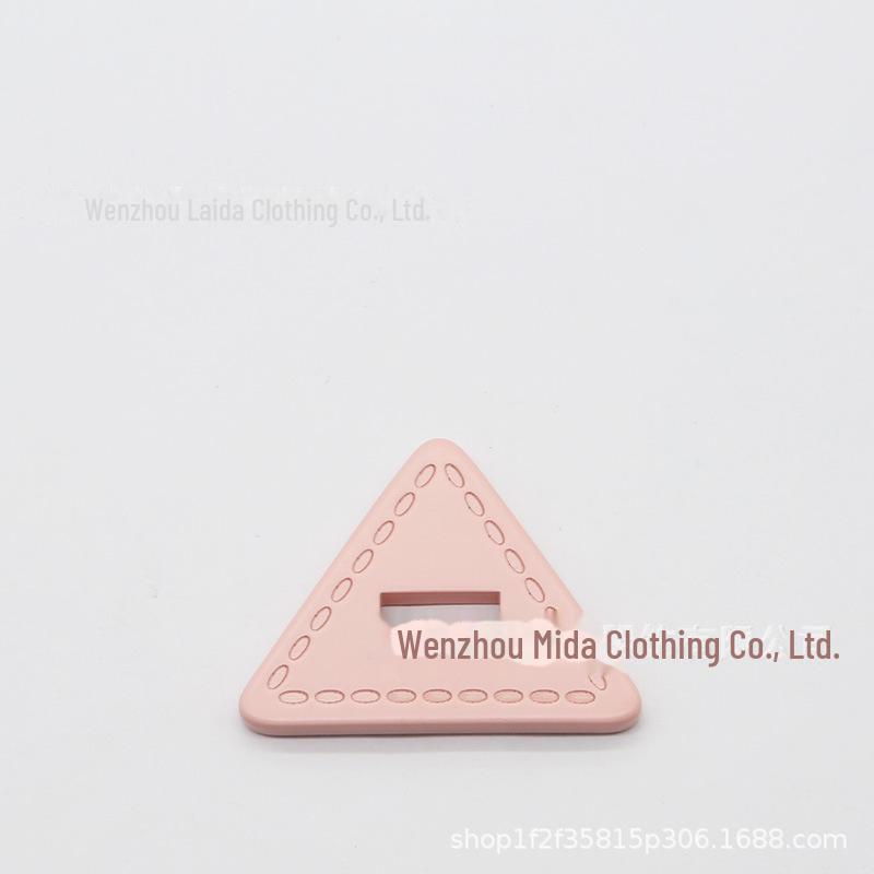 Resin Spray Paint Triangle Imitation Leather Two-Eye Woolen Coat Windbreaker Buttons