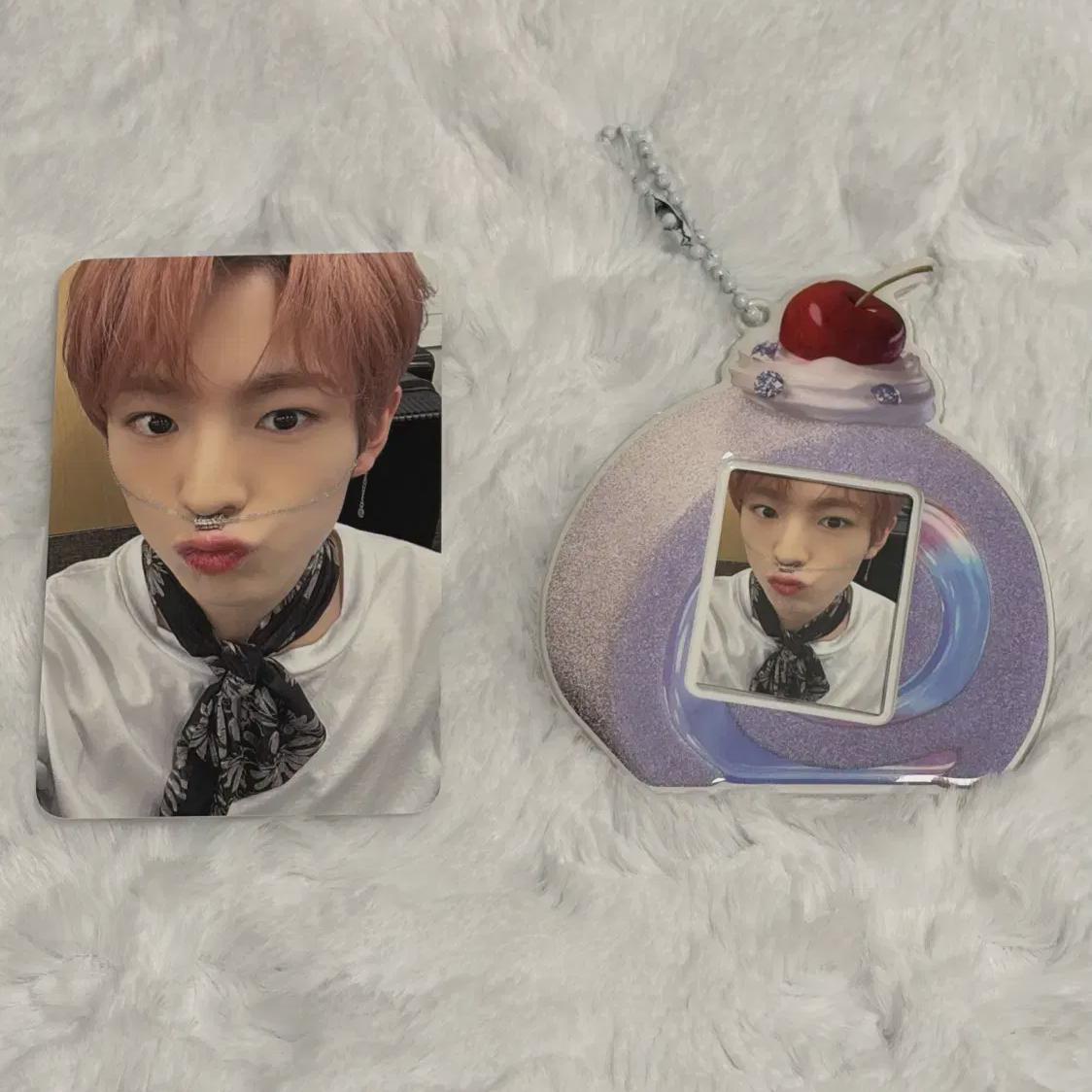 

Ncitywish 2024 Yuushi Birthday Md Keyring Photocard Gift Set