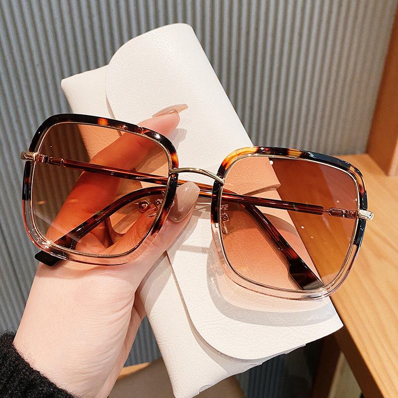 Ochelari de soare pătrați cu gradient pentru femei Ochelari de soare vintage supradimensionați pentru bărbați Ochelari colorați la modă de designer de marcă în aer liber UV400