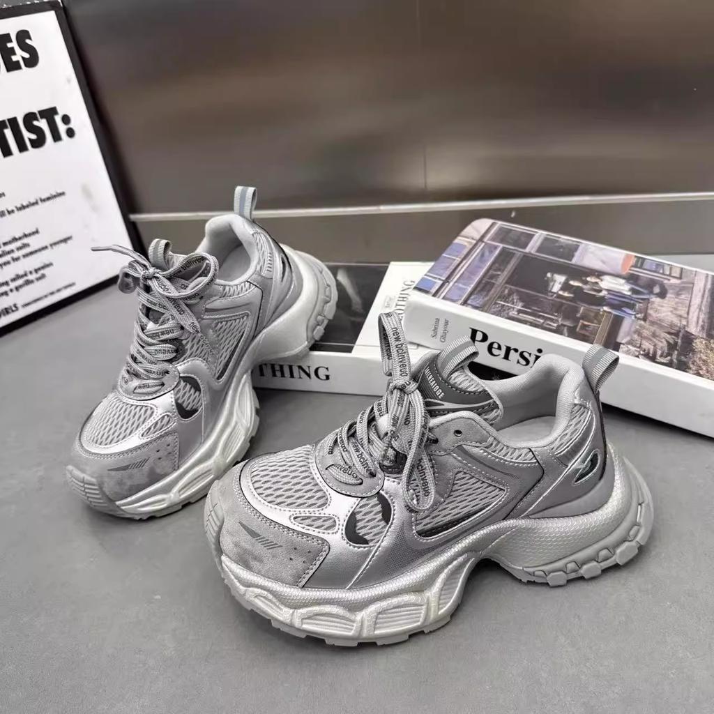 Leather dad shoes women 2025 new autumn platform ultra-light soft sole fashion casual sports shoes ins trendy shoes