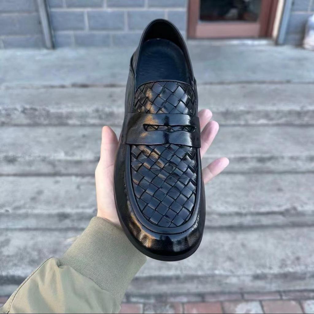 2024 Spring/Summer Men's Genuine Leather Slip-On Shoes: Trendy, Breathable, Versatile, Comfortable, Casual Designer Footwear