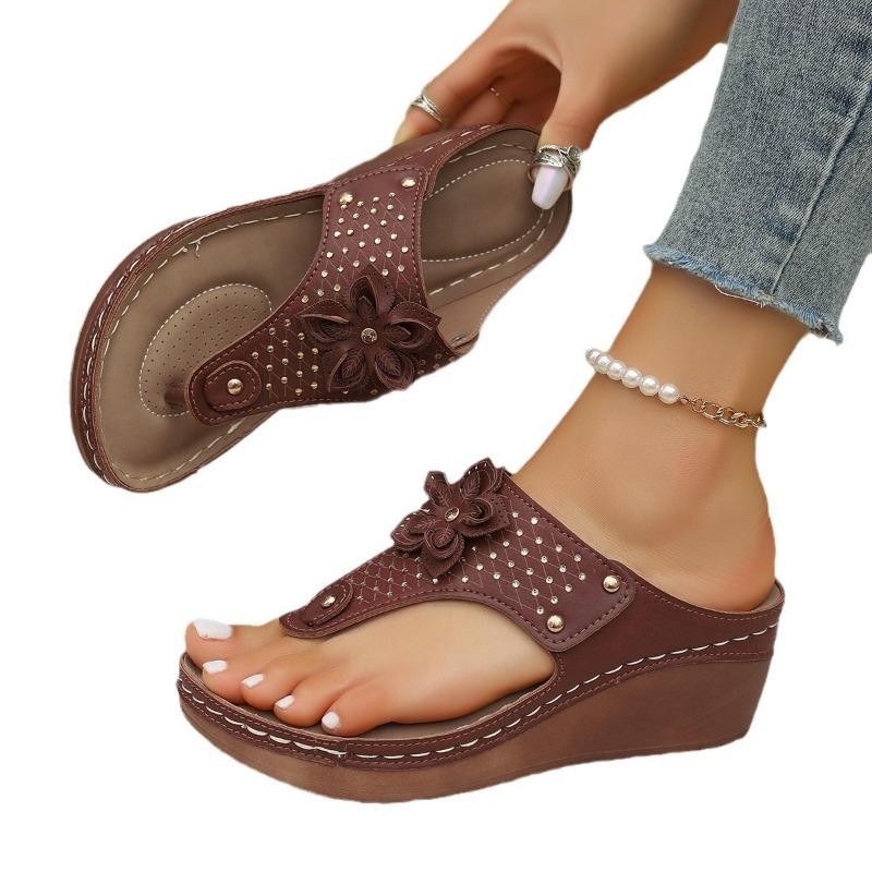 Summer Cross-border Foreign Trade Thick-soled Wedges Large-size Slippers Flip-flops Muffin Bottom Casual Fashion Versatile Women's Shoes