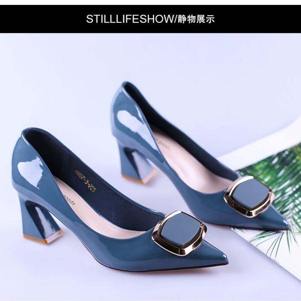 

Женская обувь весна и лето 2025 новая остроносая с мелким вырезом туфли-лодочки женские универсальные на среднем каблуке толстый каблук модная мягкая кожа sof 39 синий