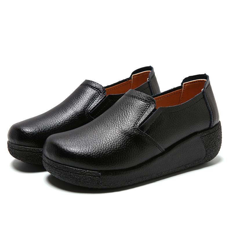 

Women s Thick-Soled Platform Loafers - Autumn/Winter Casual Slip-On Leather Shoes with Round Toe, Low-Top Design 39 чорний