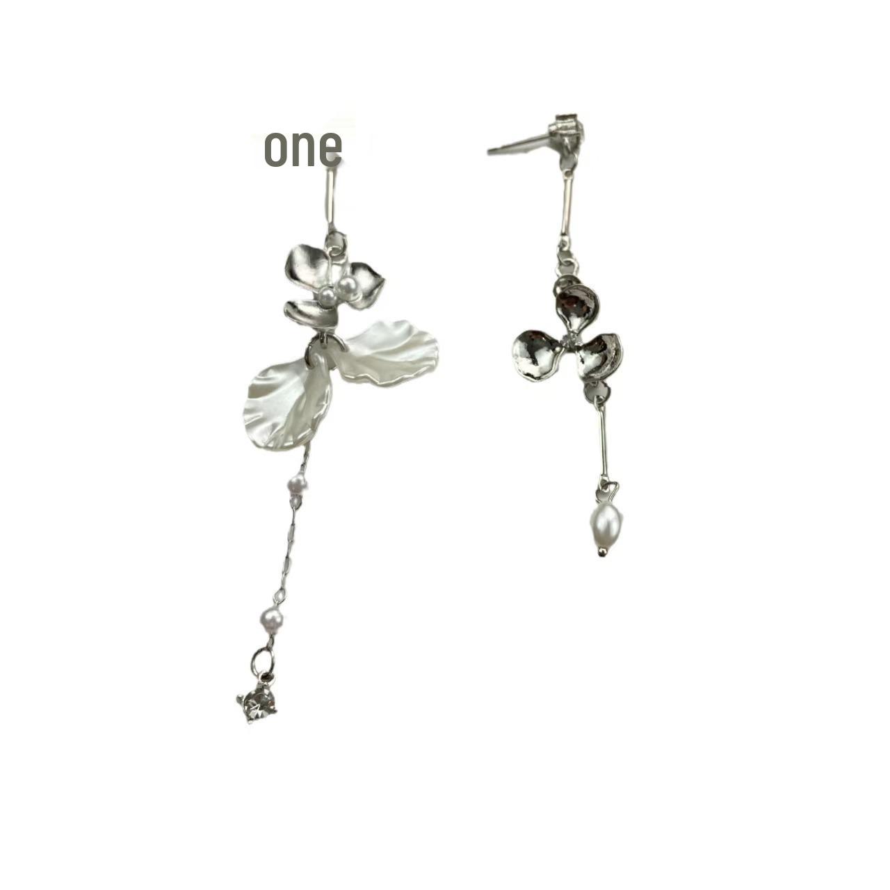 Elegant Asymmetrical Pearl & Flower Tassel Earrings