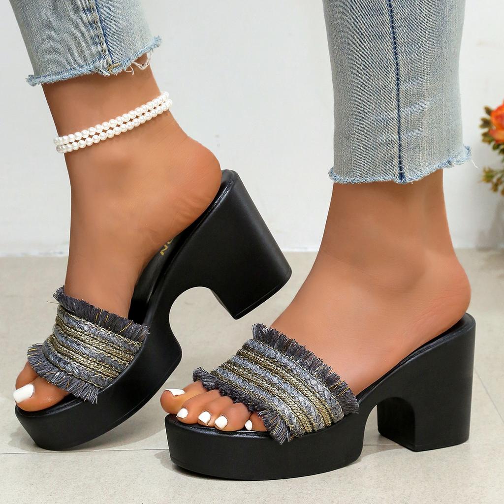 Summer new thick heel outer wear one-word cool slippers new woven women's shoes
