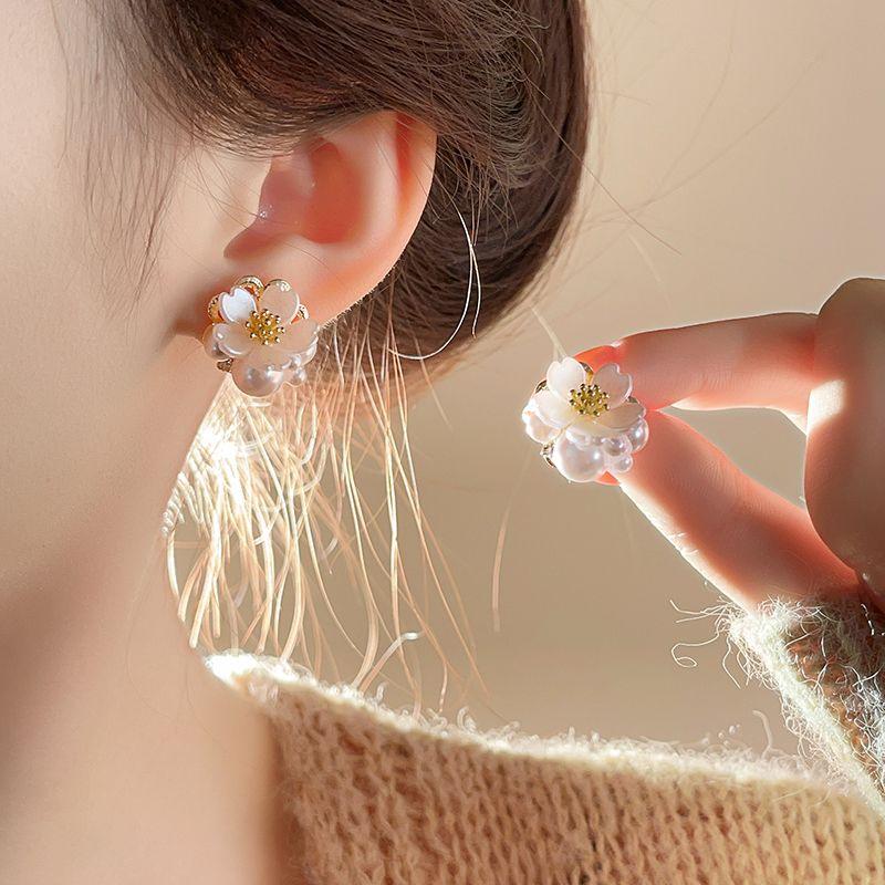 Niche Style Pearl Female Fancy Earrings Best Selling Flowers