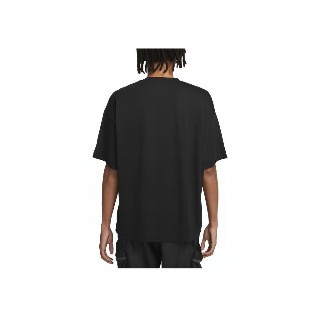 Nike Sportswear Tech Pack Solid Logo Pocket Design Crew Neck Loose Fit Short Sleeve T-Shirt Men Tops Black FB7392-010