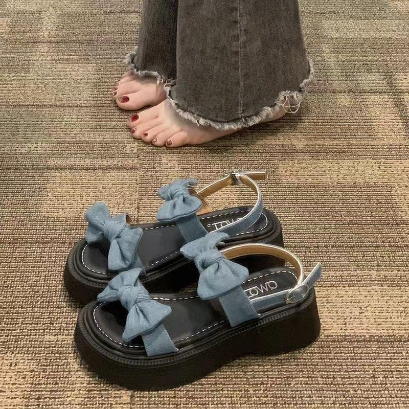 Roman sandals summer women's 2025 new fashionable versatile retro bow platform non-slip foreign style beach shoes tide