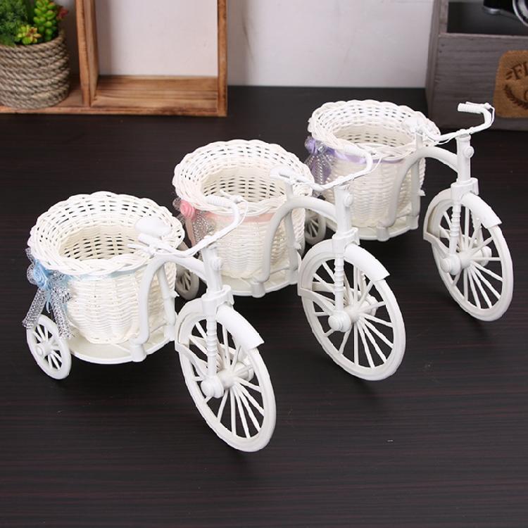 Romantic Bicycle Decoration Nostalgic Rattan Tricycle Garden Photo Prop Ornament