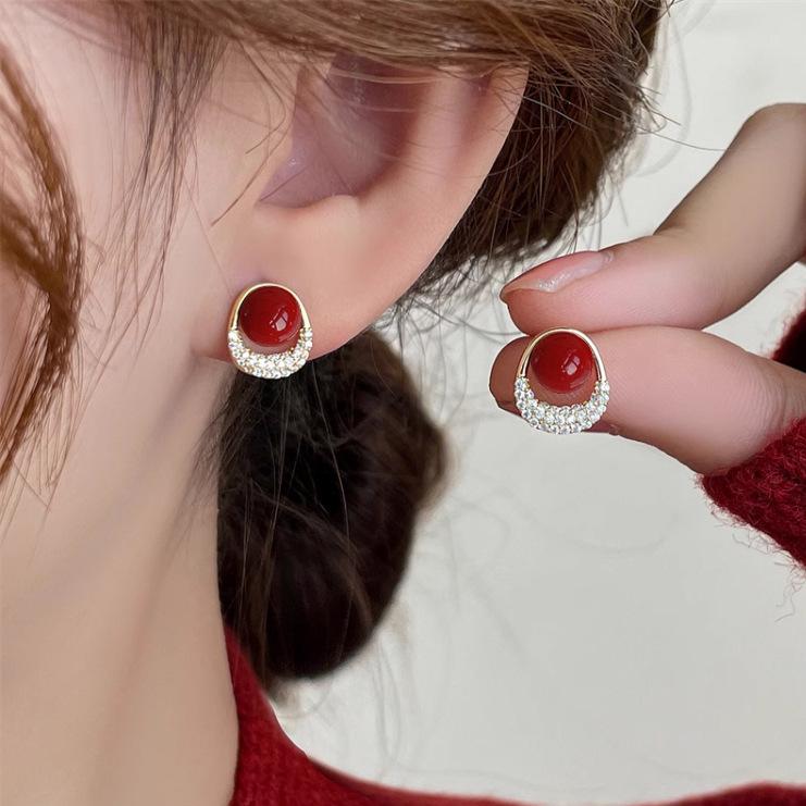 S925 Silver Red Pearl & Diamond Stud Earrings: Elegant, Unique Design for Women