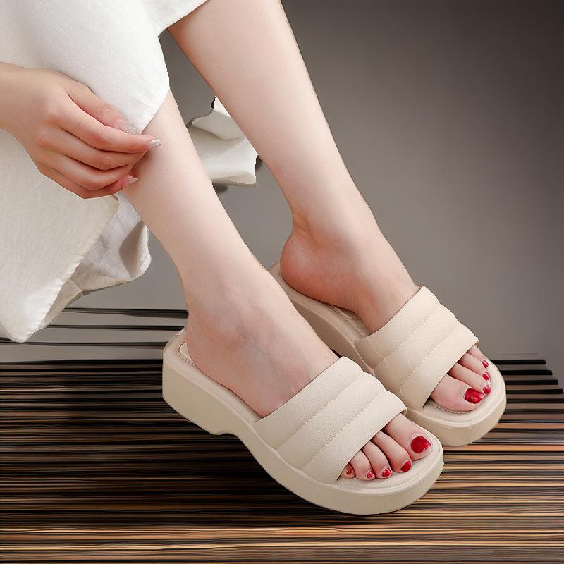 2025 Summer New Style Waterproof Thick Bottomed Flip Flops Fashionable Women's High Heels PVC Outsole