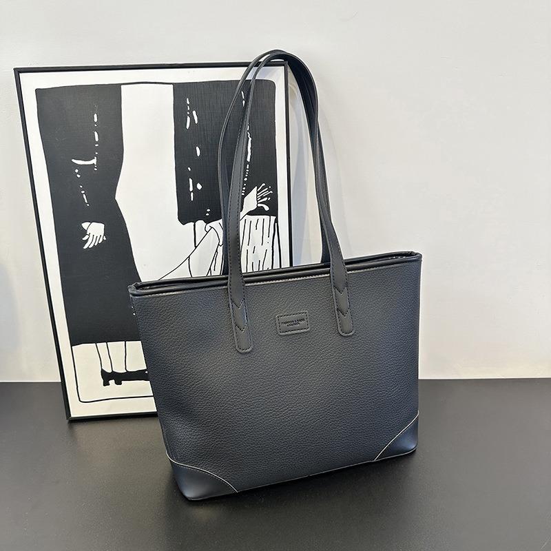 Large-capacity women's tote bag, new contrasting color lychee pattern shoulder bag, hot-selling women's bag, large handbag.