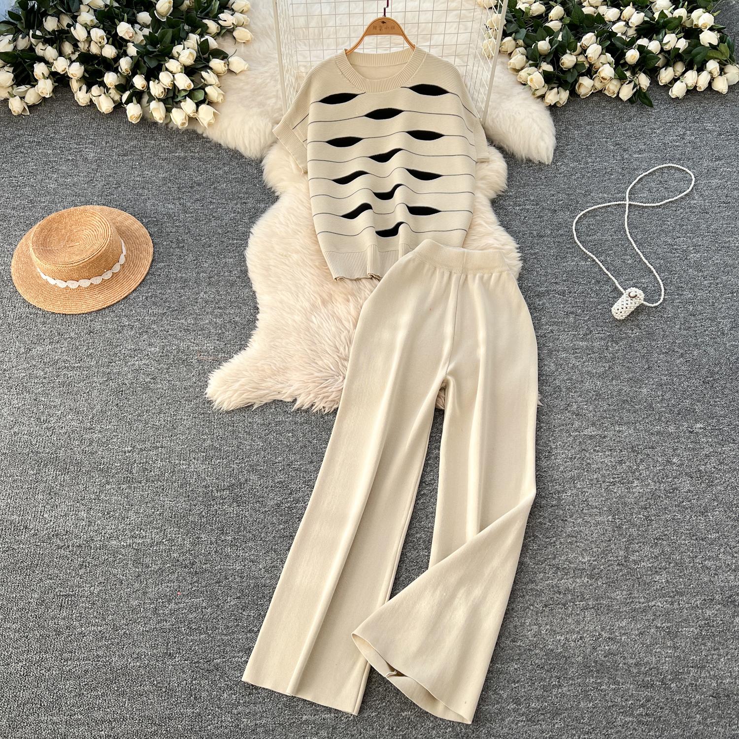 

Летний женский полосатый трикотажный свитер, брюки, комплект из двух предметов, короткий рукав, свитер, топ и брюки, спортивный костюм One Size