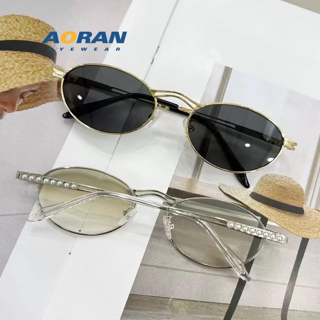 Trendy and sophisticated pearl oval small-frame flat glasses for women with gold accents, pure and desirable style, can be fitted with prescription