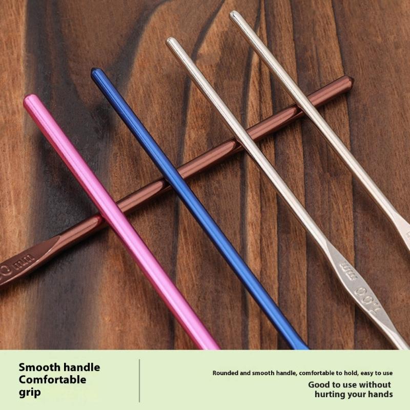 24Pcs Aluminum Crochet Hook Set Aluminum Handle Knitting Needle with Case for Yarn Craft Knitting Project 0.5mm-6.5mm