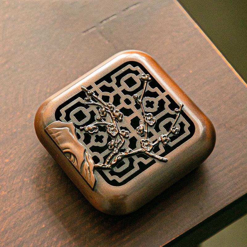 

Alloy Retro Incense Box Coil Incense Burner Plum Blossom Bamboo Tea Ceremony Sandalwood Mini Burner Aromatherapy Home Decor