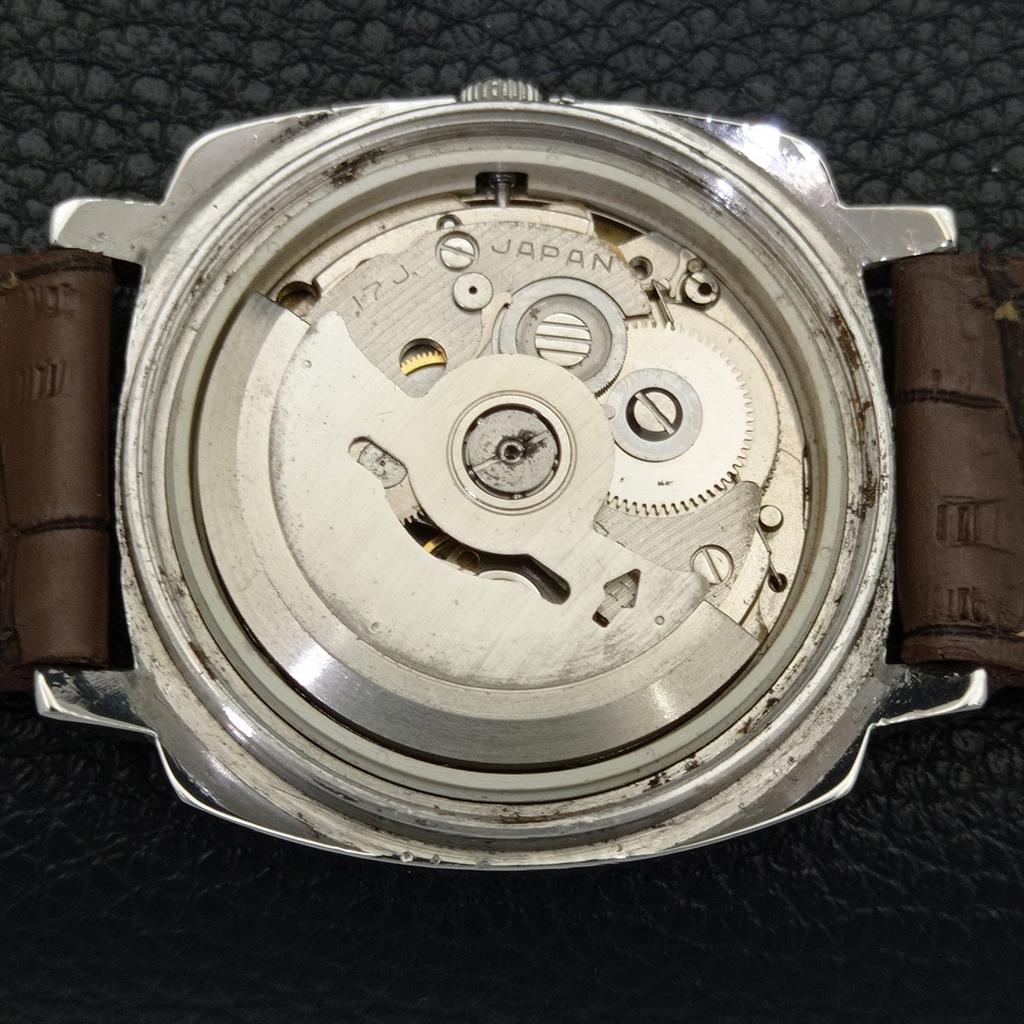 VINTAGE SEIKO 5 AUTOMATIC JAPAN MENS WHITE COLOR DIAL WATCH a701201-5 R206a-a701201