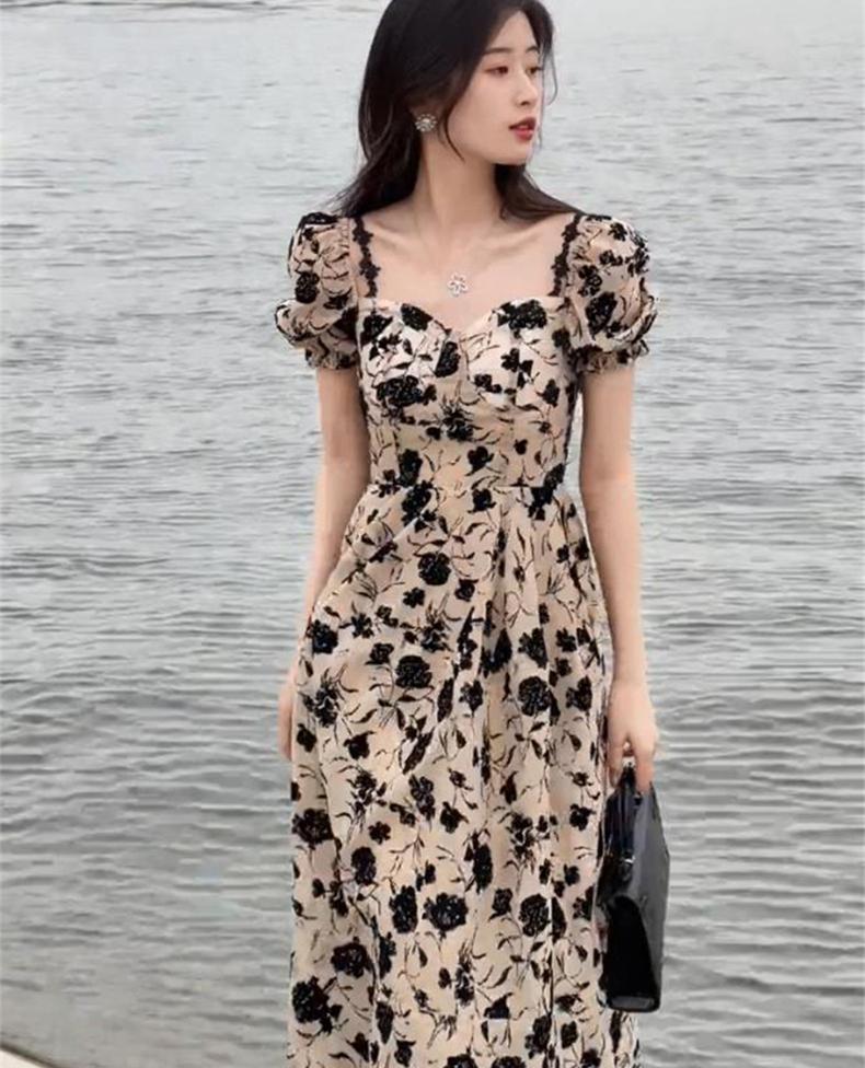Summer Women's Fragmented Flower Dress French Black Rose Print Long Dress Slightly Slim Elegant Large Skirt