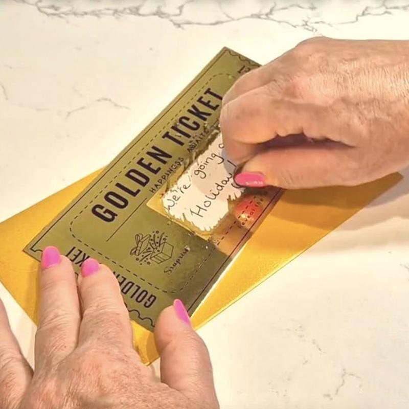 1 Satz Deluxe Goldenes Ticket Überraschung Rubbelkarte Weihnachtsüberraschung Enthüllungskarte Rubbellos Überraschungsgeschenk Tombola-Geschenk