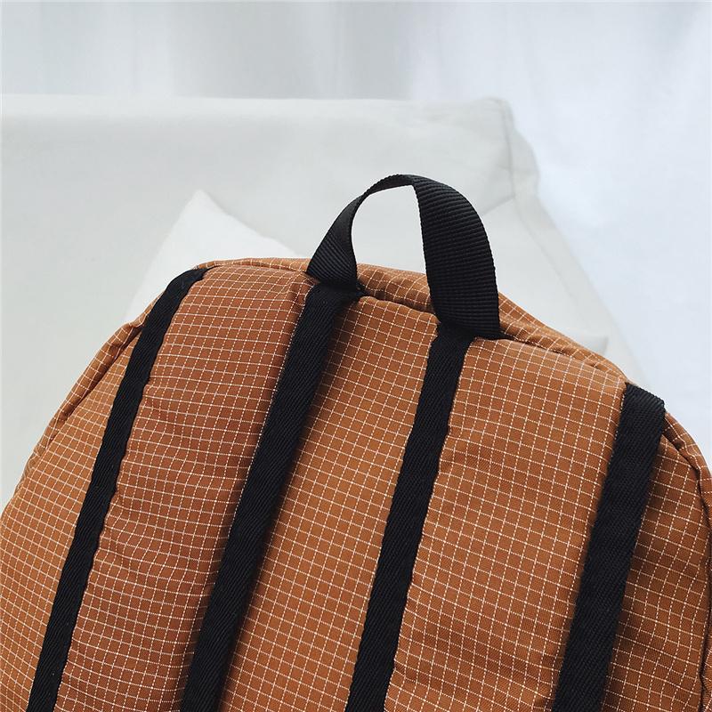 Lightweight Ripstop Outdoor Backpack Multi Pocket Adjustable Strap Casual Daypack for Hiking Travel and Daily Commute