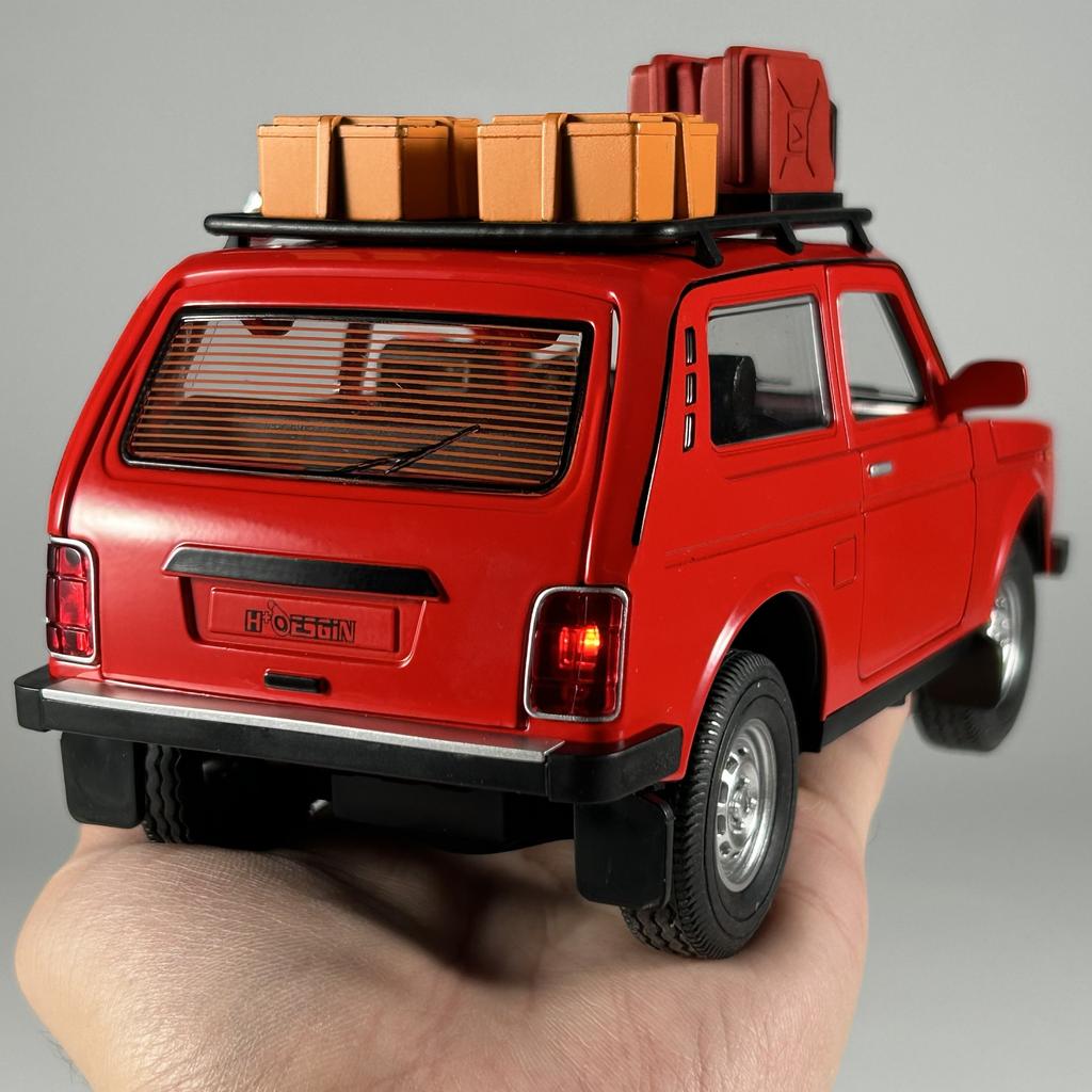 1/24 Russischer LADA NIVA WILD VERSION Geländewagen Legierung Metall Druckguss Modellauto Zuhause Trendig & Schreibtisch Display Schmuckstück Geburts