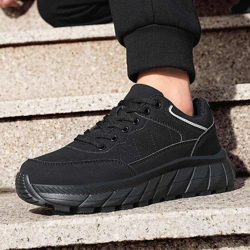 

Модные осенне-зимние мужские ботинки для хайкинга из кожи, больших размеров, теплые, на толстой подошве, спортивная повседневная обувь для улицы 48 чёрный